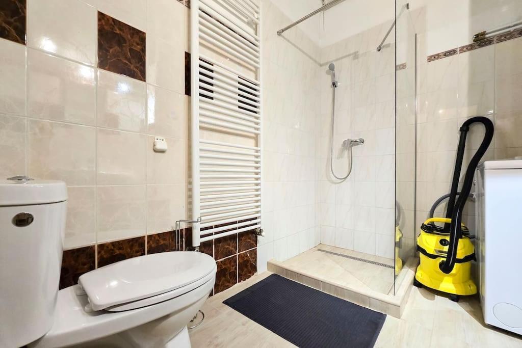 Seventh Sense Apartment Budapest Luaran gambar