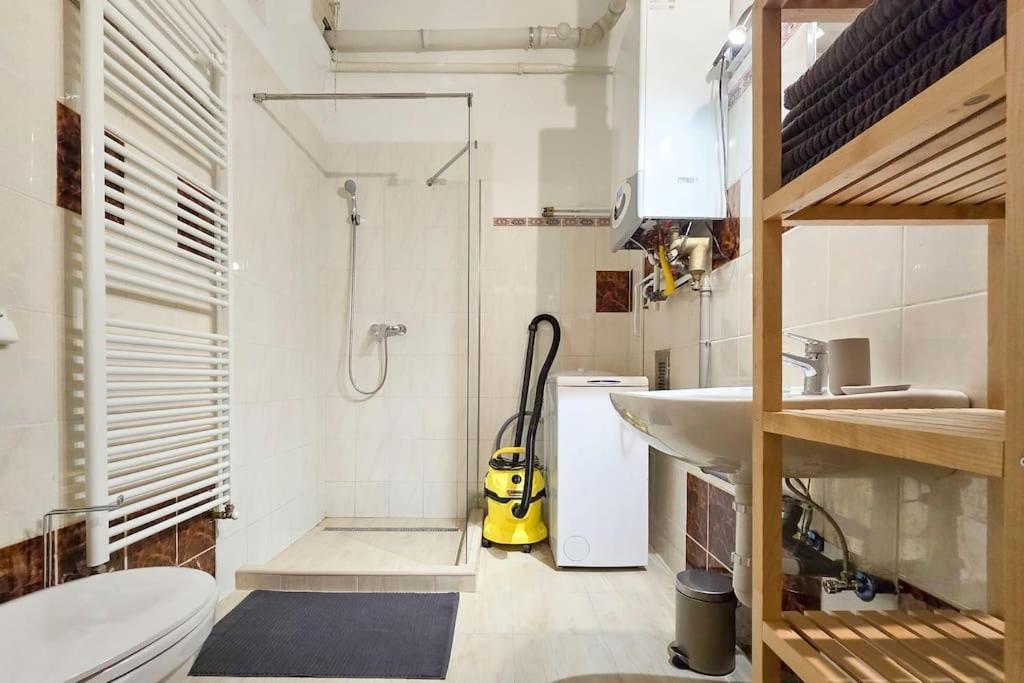 Seventh Sense Apartment Budapest Luaran gambar